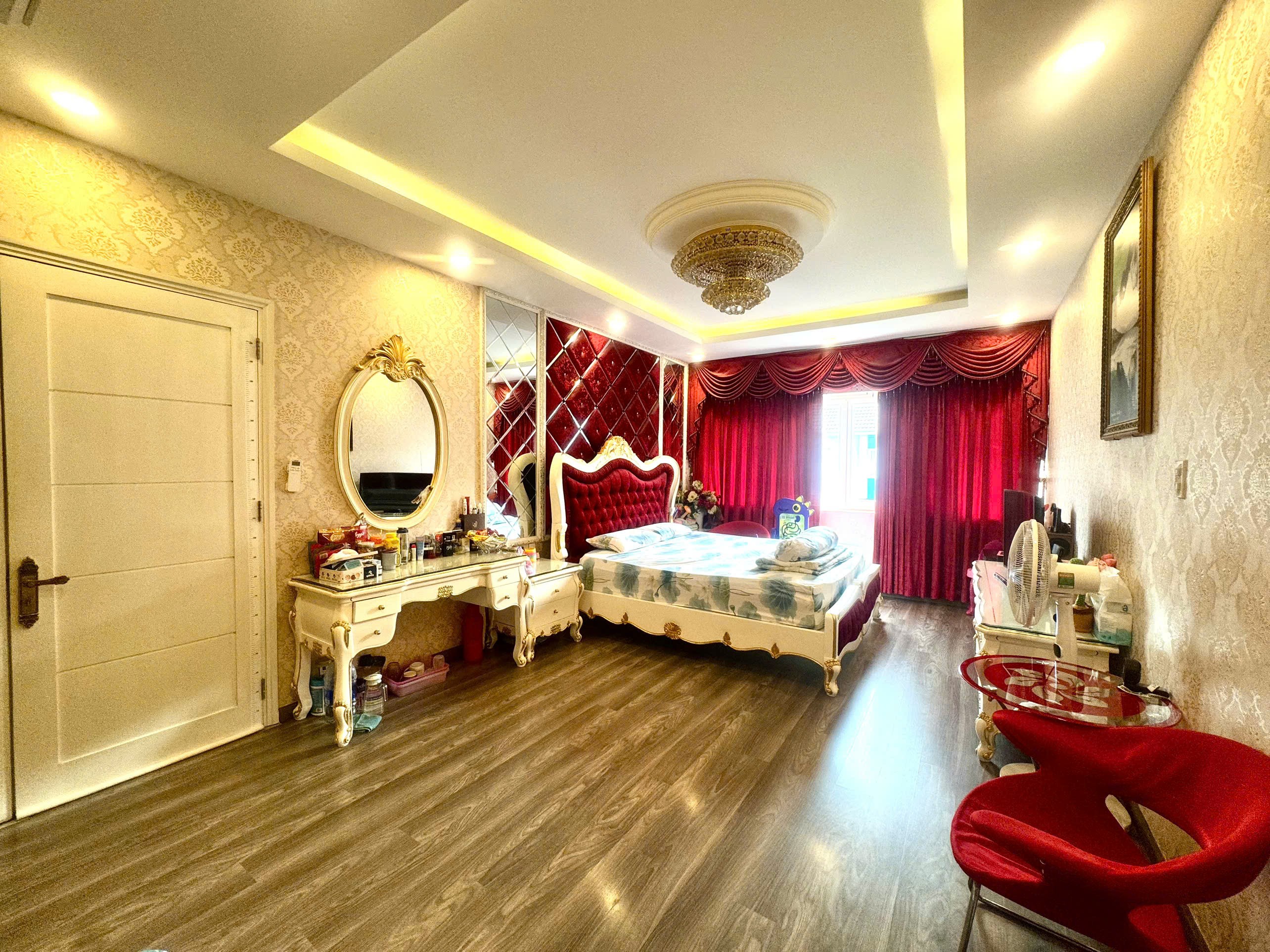 Cần bán Nhà mặt tiền Phường Phú Hữu, Quận 9, Diện tích 100m², Giá 11.2 Tỷ 7