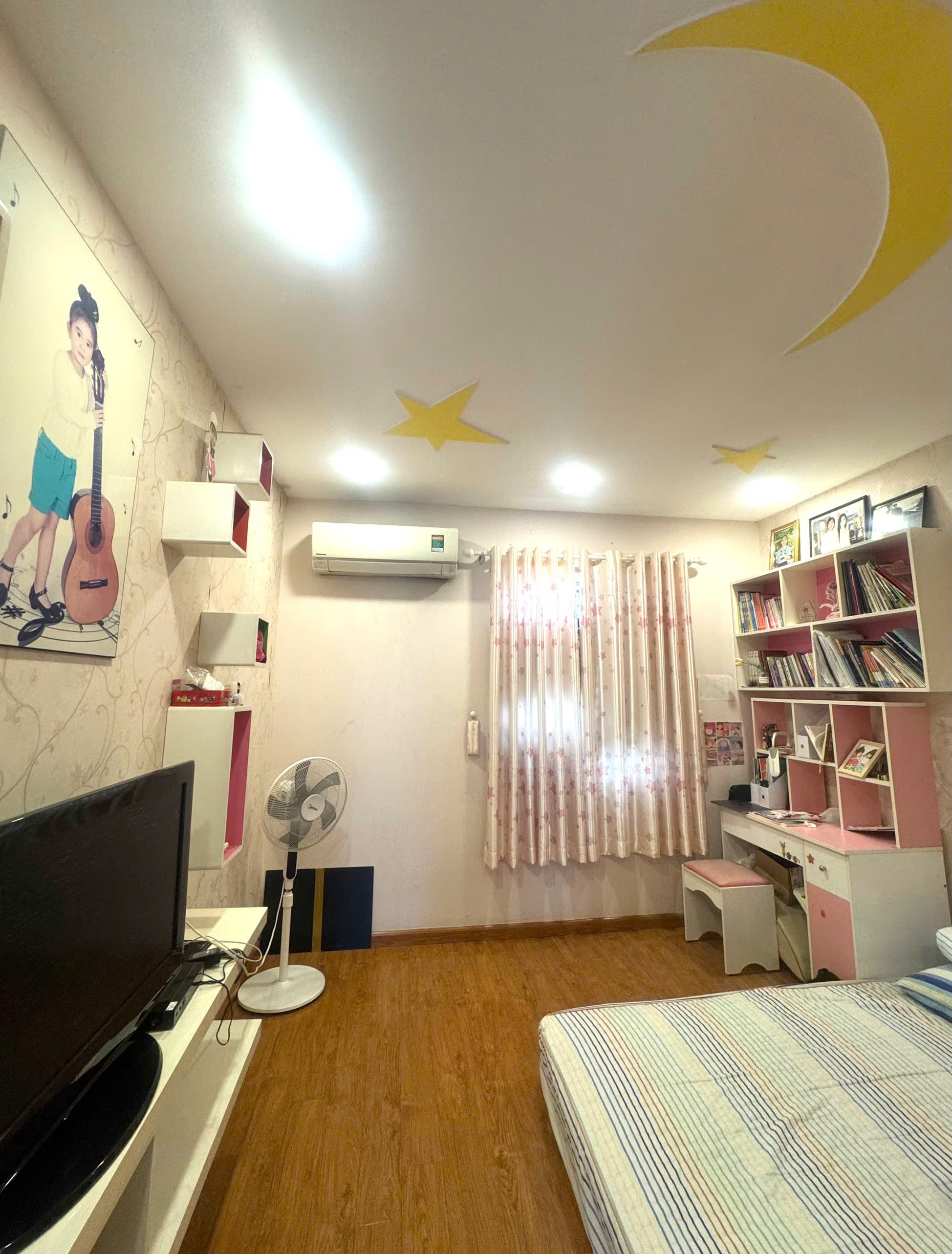 Cần bán Nhà mặt tiền Phường Phú Hữu, Quận 9, Diện tích 100m², Giá 11.2 Tỷ 4