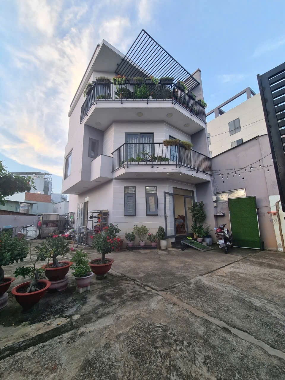 HÀNG HIẾM HÓC MÔN – NHÀ 3 TẤM LÔ GÓC 2 MẶT TIỀN ĐẶNG THÚC VỊNH, HM 2