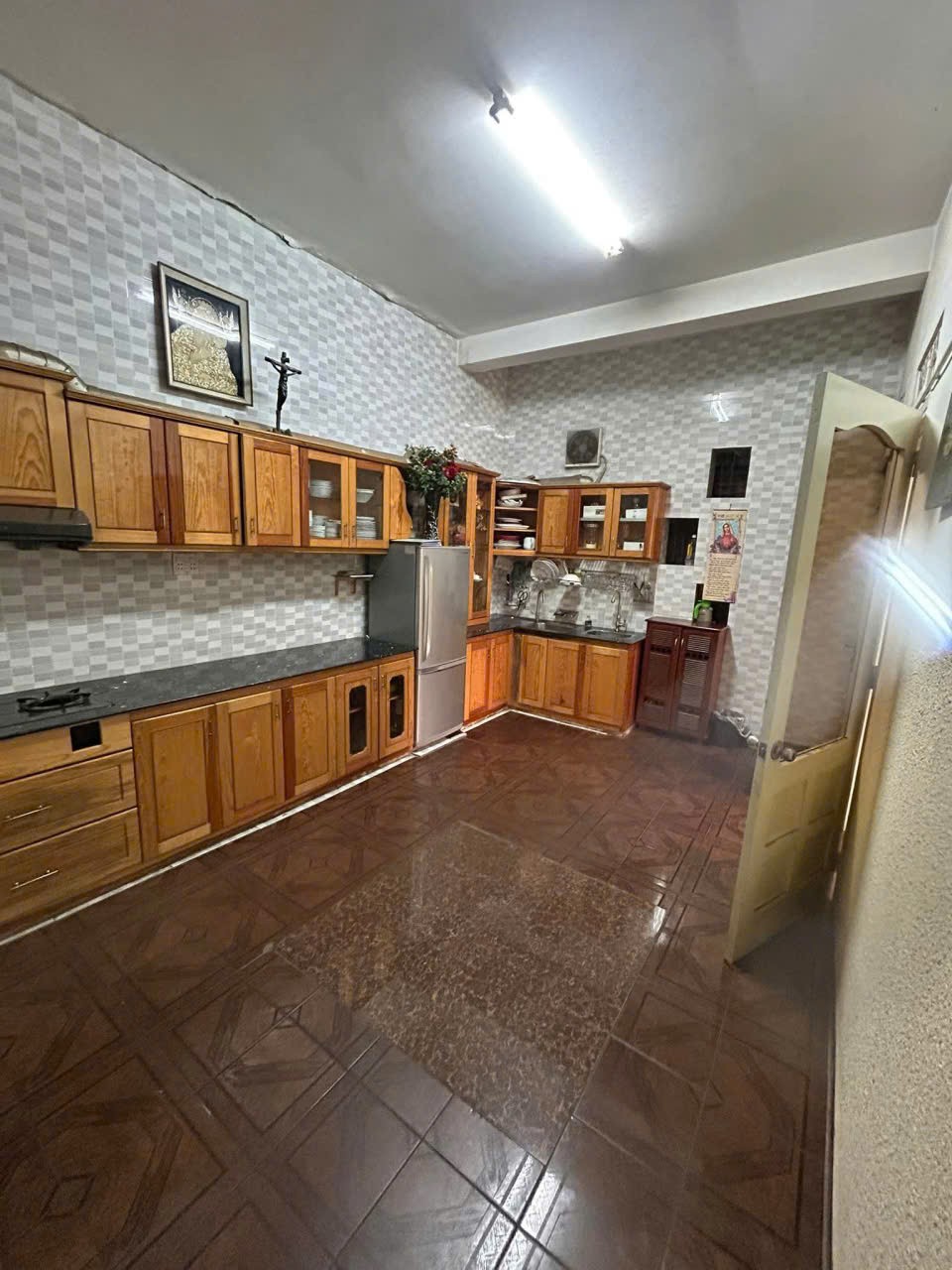 Cho thuê nhà mặt tiền đường Xô Viết Nghệ Tĩnh Phường 7 Đà Lạt giá 13tr 4