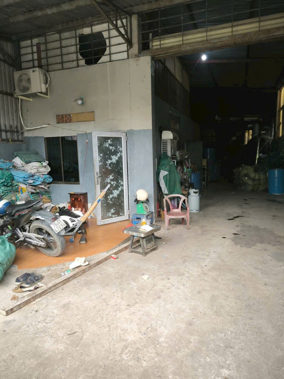 Bán nhà kho 1/ Tỉnh lộ 15, xã Tân Thạnh Đông dt 210m2 full thổ giá 4,1 tỷ 3