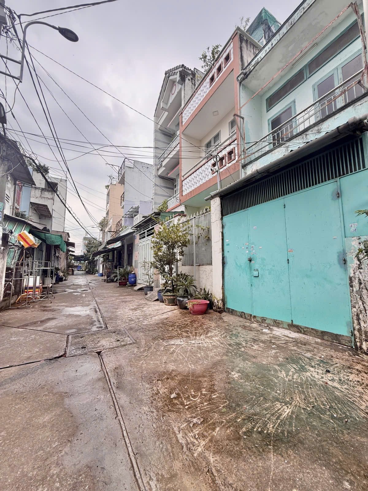 DÃY NHÀ TRỌ 112M² LÊ VĂN QUỚI – HẺM 6M Ô TÔ – DIỆN TÍCH VÀNG XÂY CĂN HỘ DỊCH VỤ CHỈ 7.2 TỶ