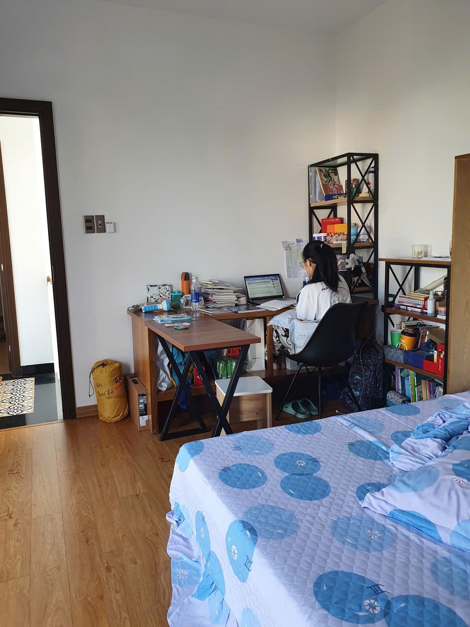 20tr/tháng. Nhà 2,5 tấm,đường Minh Mạng,3 phòng ngủ,Đường 15m,sát phường Ngũ Hành Sơn,Đà Nẵng 2