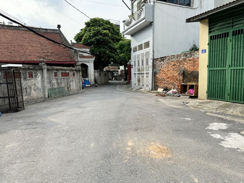 Chính chủ cần bán 218,8m2 đất mặt ngõ 247B Nguyễn Văn Linh, Việt Hưng - Cách Hồ Phúc Đồng 30m