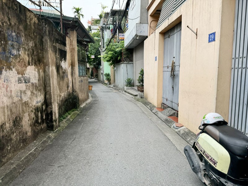 Chính chủ cần bán 218,8m2 đất mặt ngõ 247B Nguyễn Văn Linh, Việt Hưng - Cách Hồ Phúc Đồng 30m 5