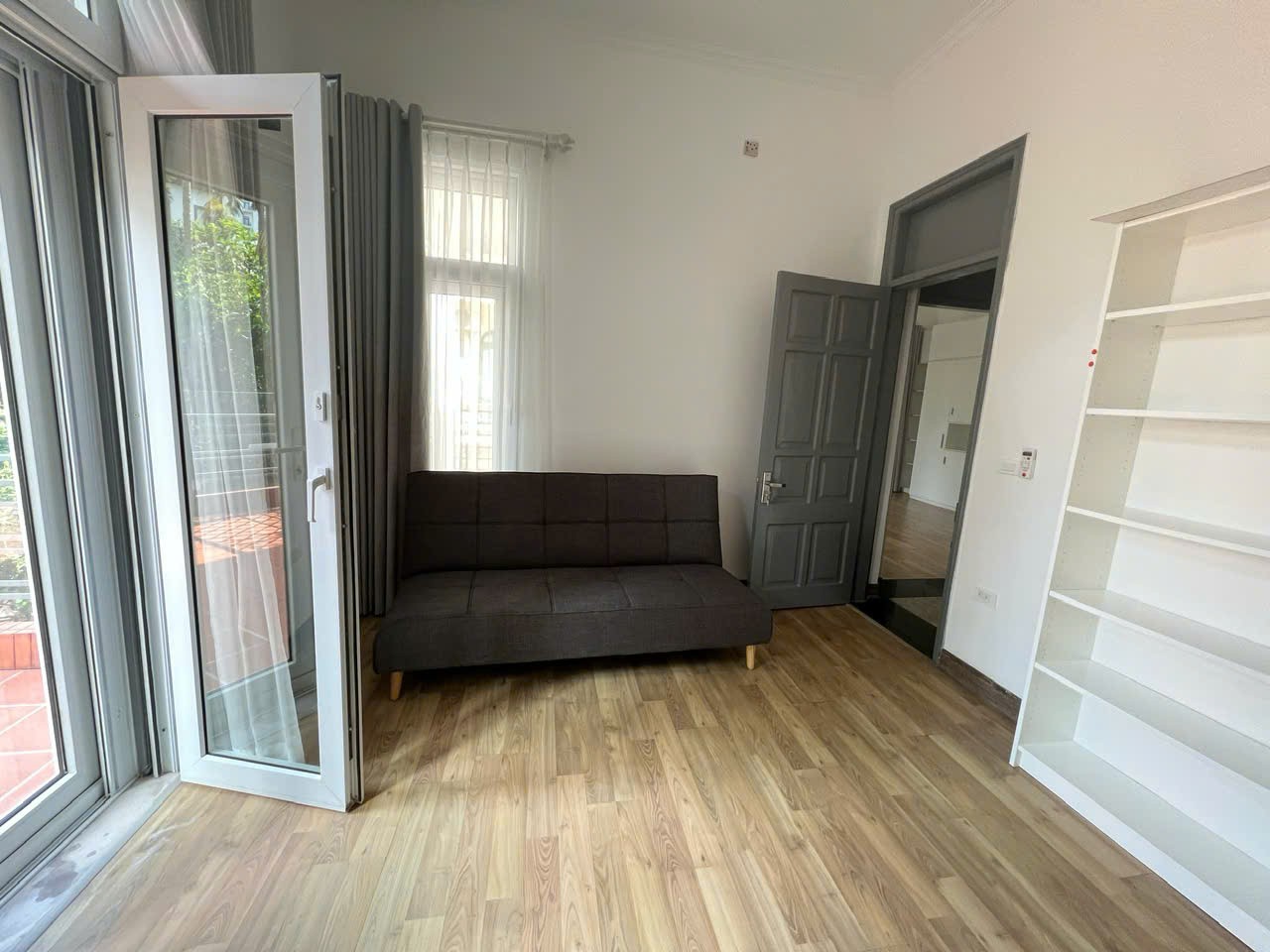 BÁN NHÀ NGÕ 12 PHỐ ĐẶNG THAI MAI, TÂY HỒ, Ô TÔ, DT 255.5M2* 5 TẦNG* MT 15M* GIÁ 56TỶ 6