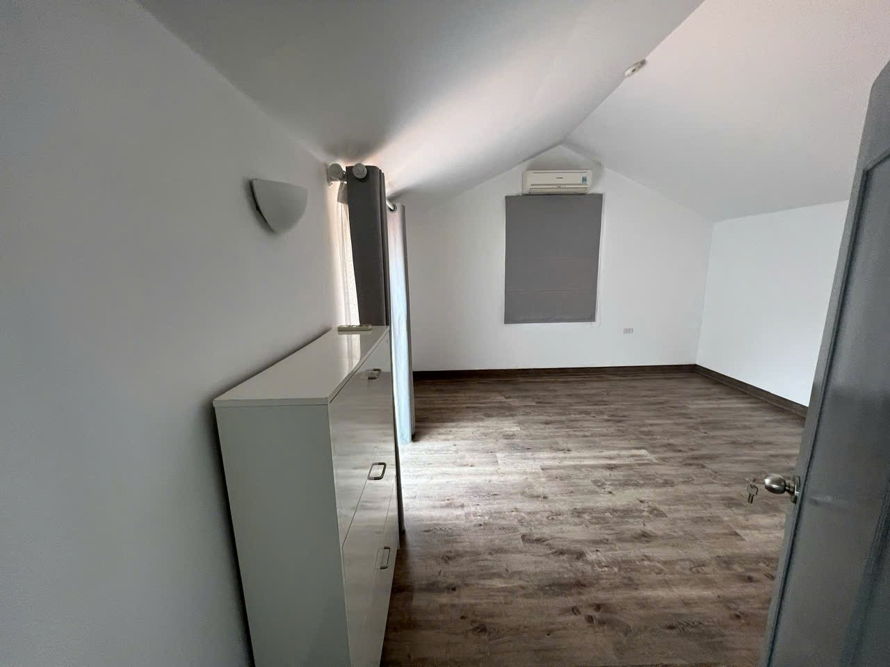 BÁN NHÀ NGÕ 12 PHỐ ĐẶNG THAI MAI, TÂY HỒ, Ô TÔ, DT 255.5M2* 5 TẦNG* MT 15M* GIÁ 56TỶ 7