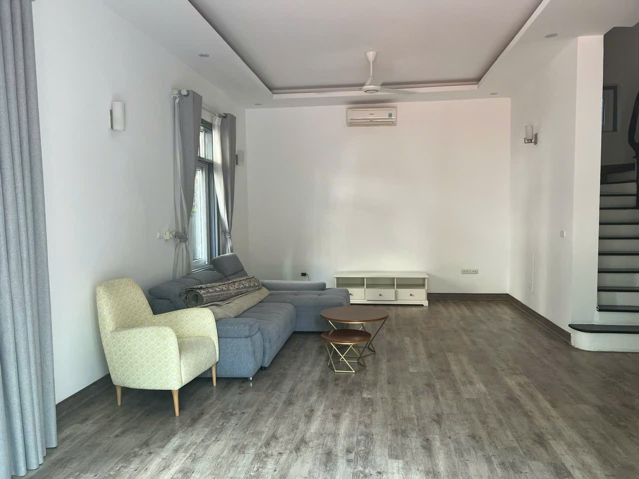 BÁN NHÀ NGÕ 12 PHỐ ĐẶNG THAI MAI, TÂY HỒ, Ô TÔ, DT 255.5M2* 5 TẦNG* MT 15M* GIÁ 56TỶ 19