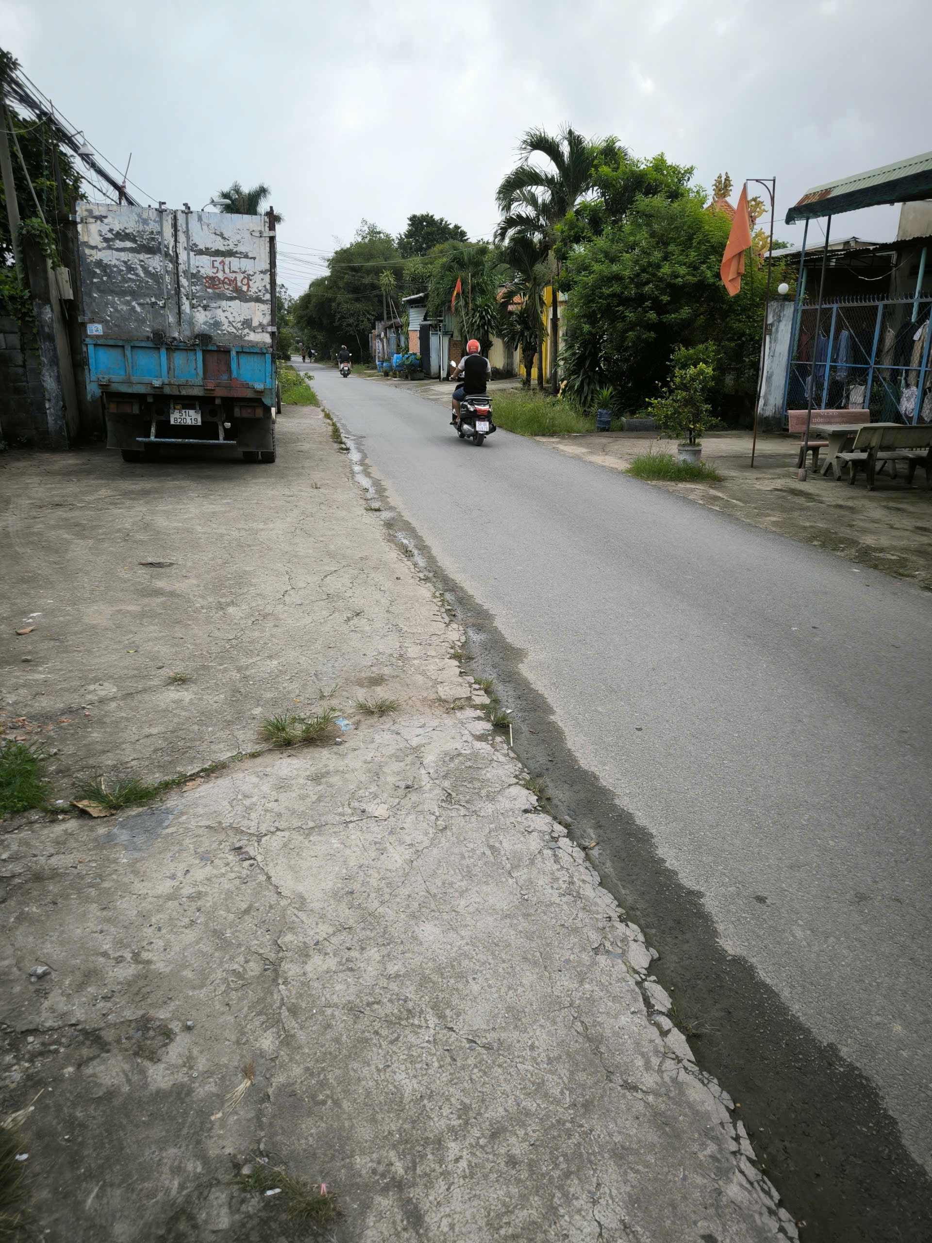 Bán nhà kho 1/ Tỉnh lộ 15, xã Tân Thạnh Đông dt 210m2 full thổ giá 4,1 tỷ 4