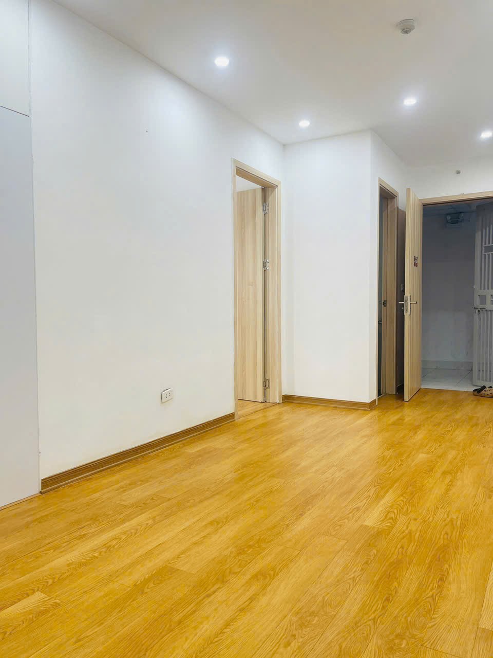 Bán gấp căn hộ chung cư 61,5m2 ,2PN tại Thanh Hà-Hà Đông. 3