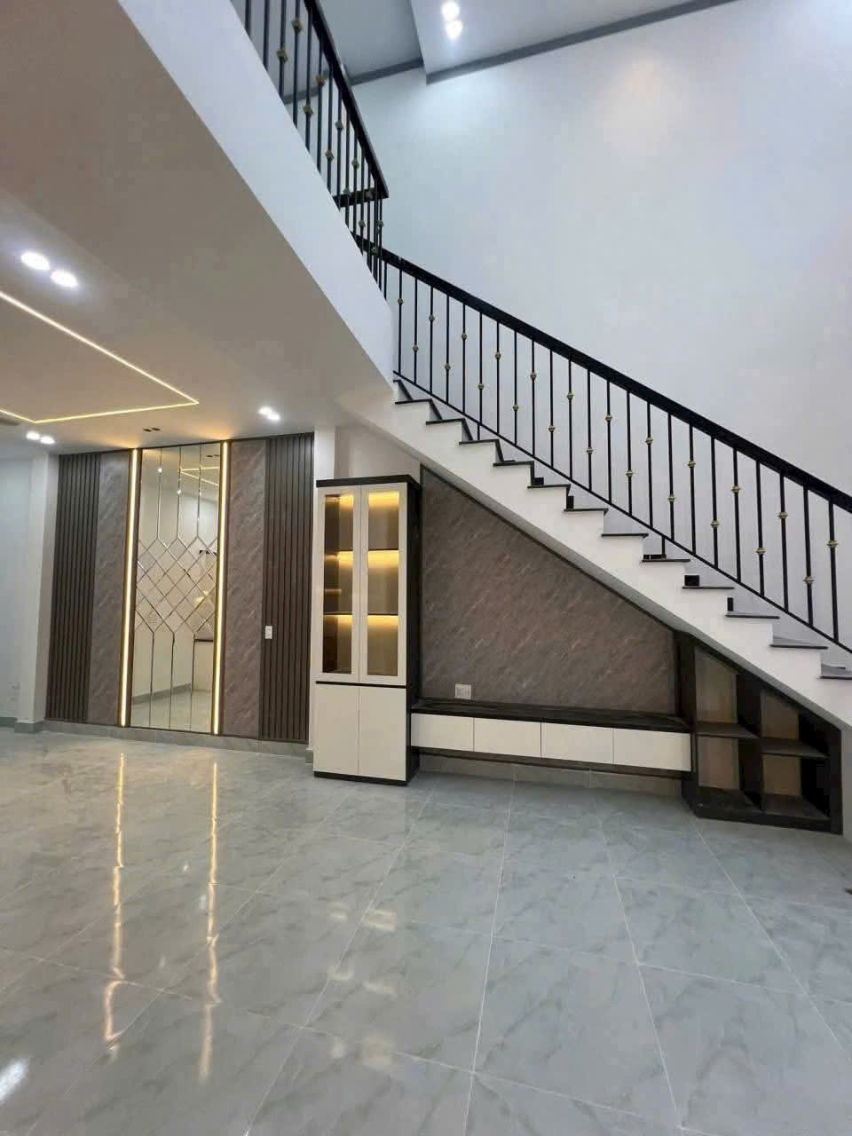 Nhà mới xây , đã hoàn công xã Mỹ Hạnh Nam, Đức Hòa dt 125m2 1 lửng , 3pn, 2wc giá 2,25 tỷ 5