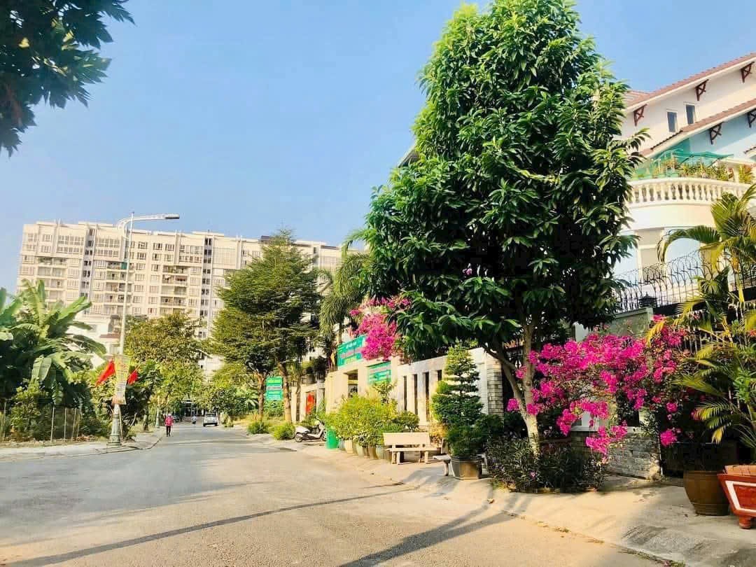 Cần bán Đất Phường Bình Trưng Đông, Quận 2, Diện tích 176m², Giá Thương lượng