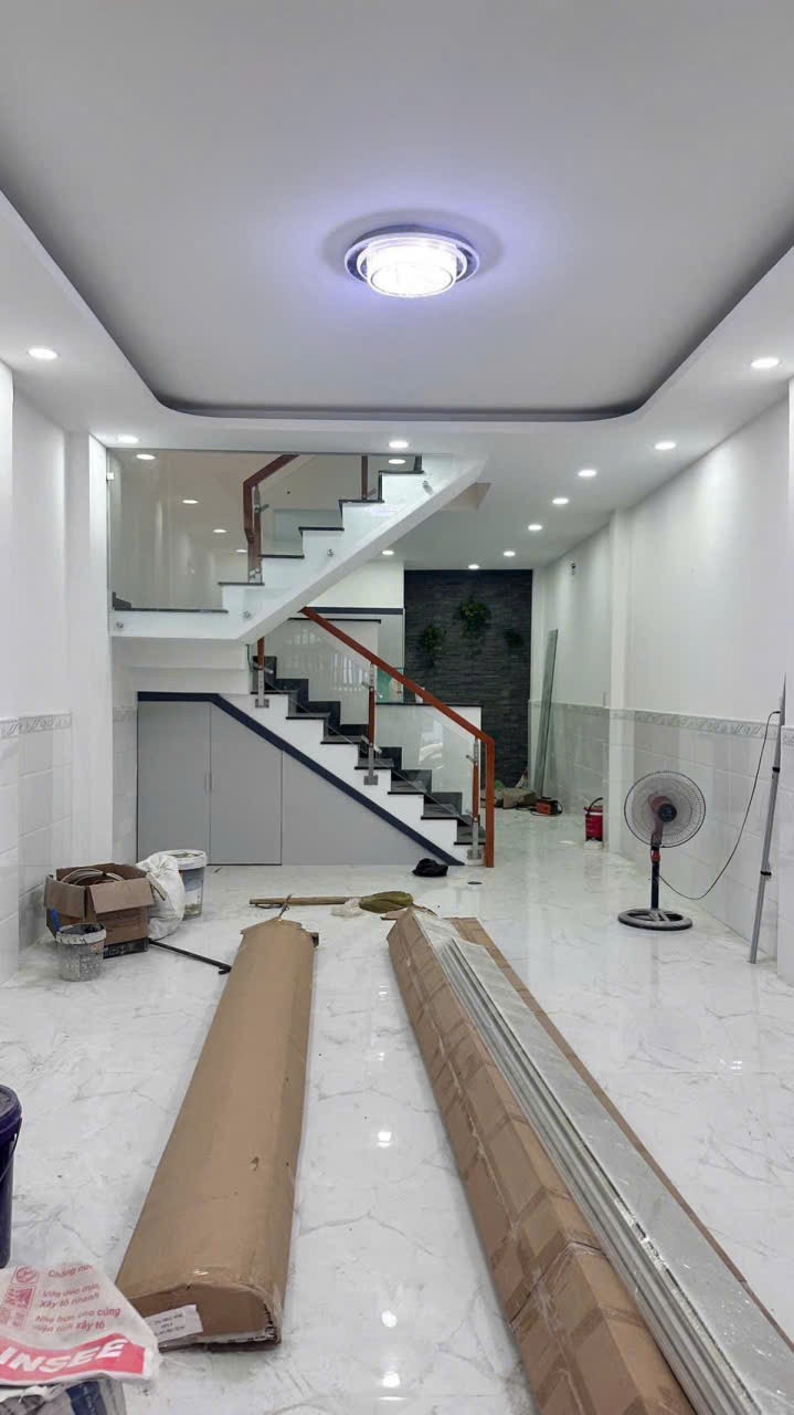 Nhà hẻm Trần Tấn, p Tân Sơn Nhì dt 56m2 1 lầu 2pn, 2wc giá 5,8 tỷ 2