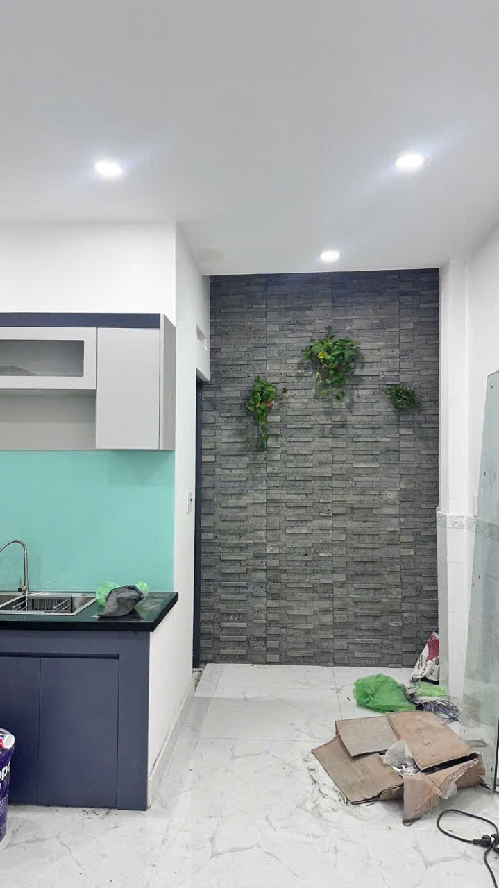 Nhà hẻm Trần Tấn, p Tân Sơn Nhì dt 56m2 1 lầu 2pn, 2wc giá 5,8 tỷ 5