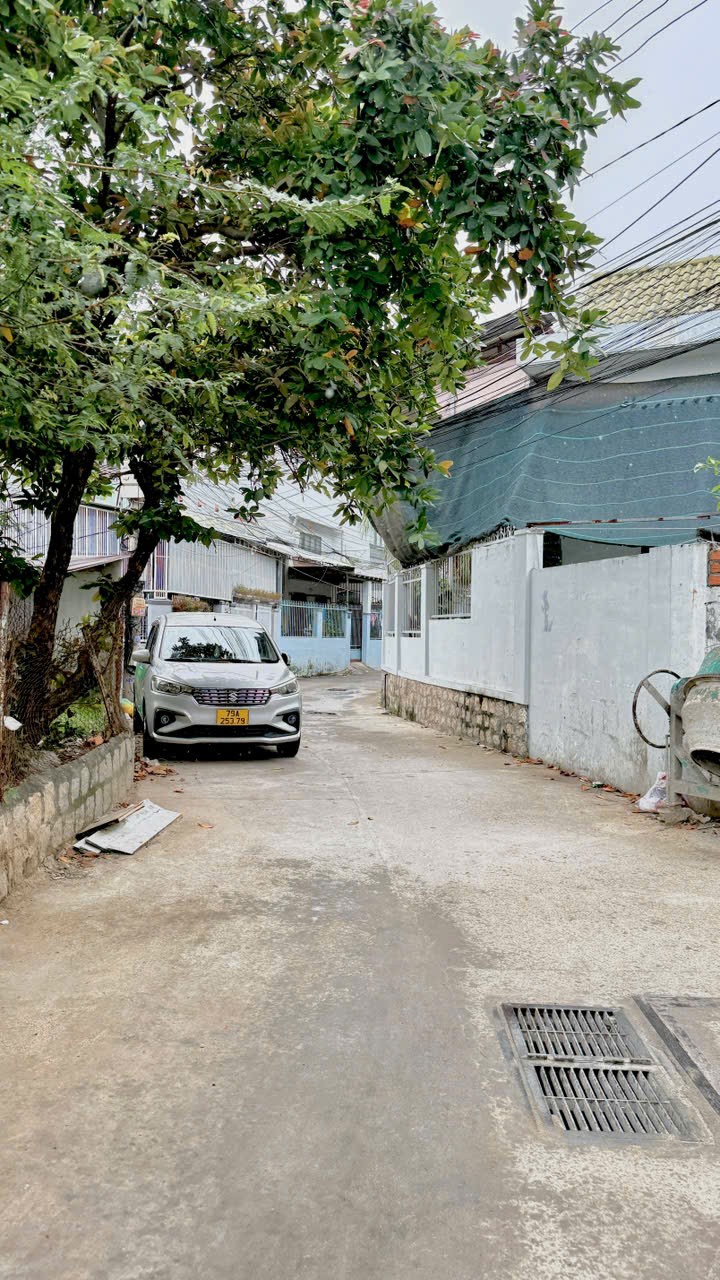 ĐẤT NGANG 6.5m HẺM PHÚ ĐỨC - VĨNH HOÀ - BẮC NHA TRANG 3