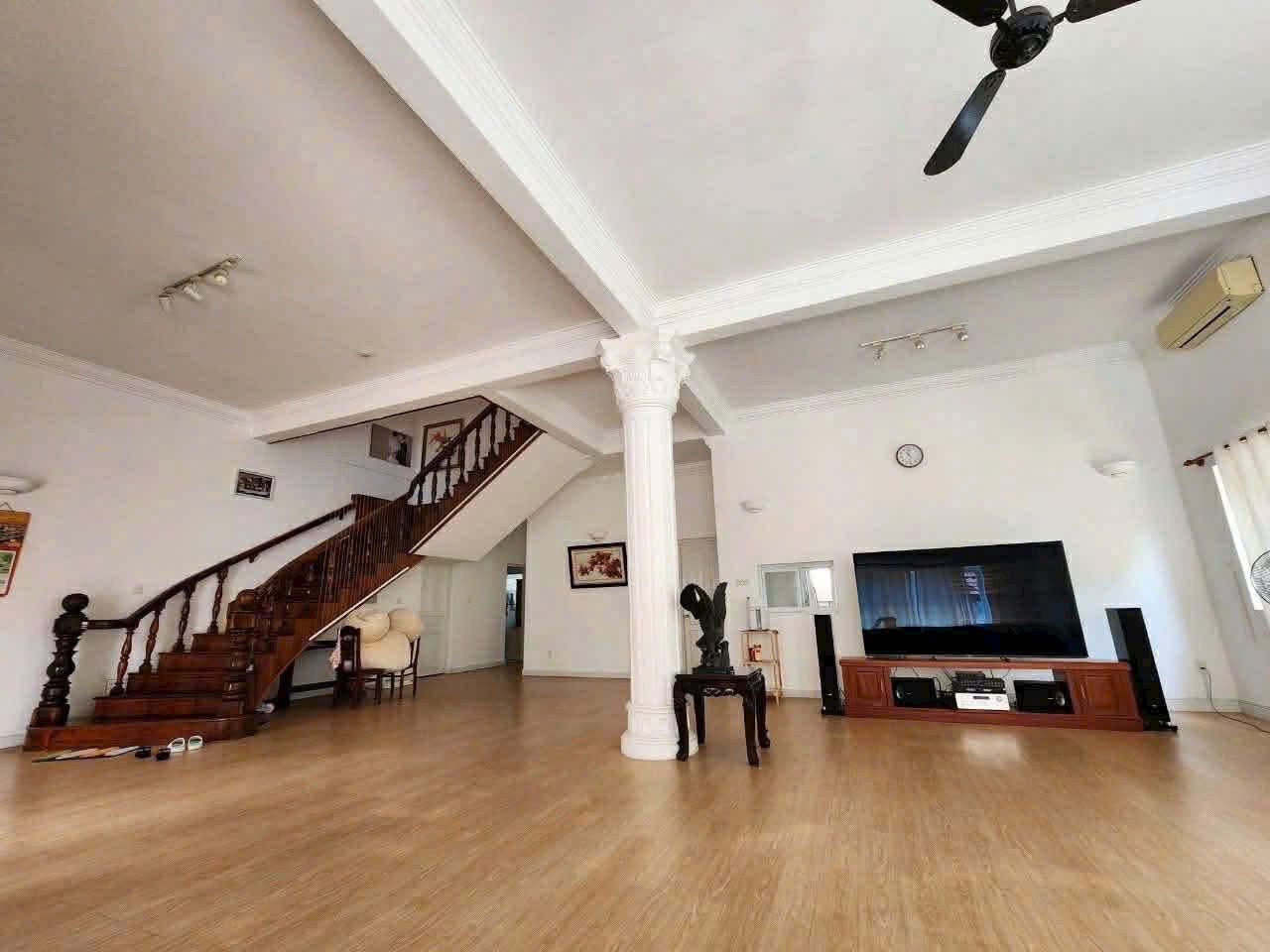 Cần bán Biệt thự Phường Thảo Điền, Quận 2, Diện tích 1053m², Giá 200 Tỷ