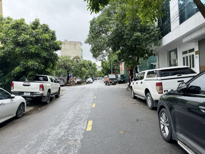 ĐẦU TƯ "GÀ ĐẺ TRỨNG VÀNG" - Bán Nhà C4 110m2 Phố Chính Trung, KĐT 31ha Trâu Quỳ | ĐÓN SÓNG PHƯỜNG! 3