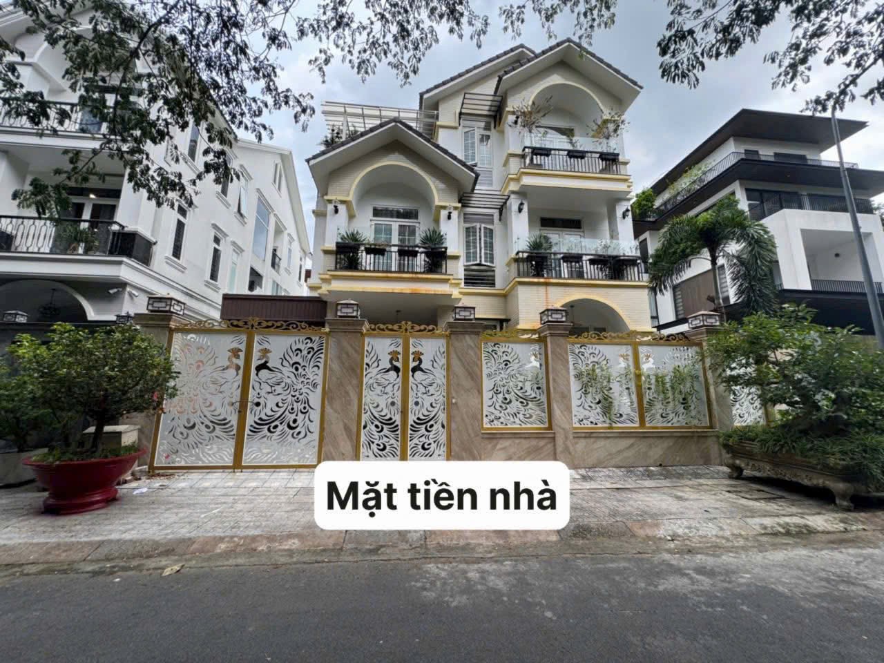 Cần bán Biệt thự Phường Phước Long B, Quận 9, Diện tích 300m², Giá 037 Tỷ 2