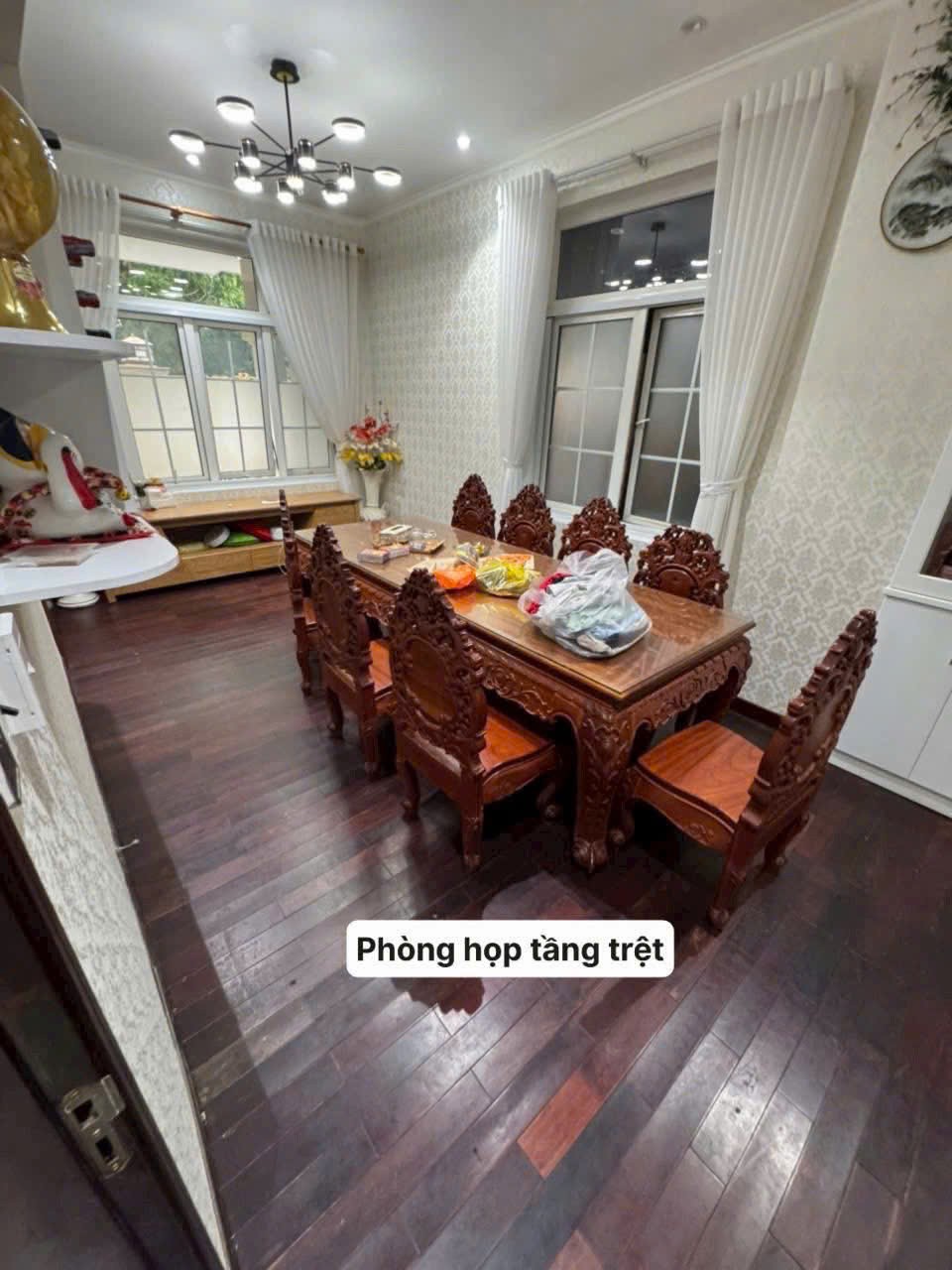 Cần bán Biệt thự Phường Phước Long B, Quận 9, Diện tích 300m², Giá 037 Tỷ