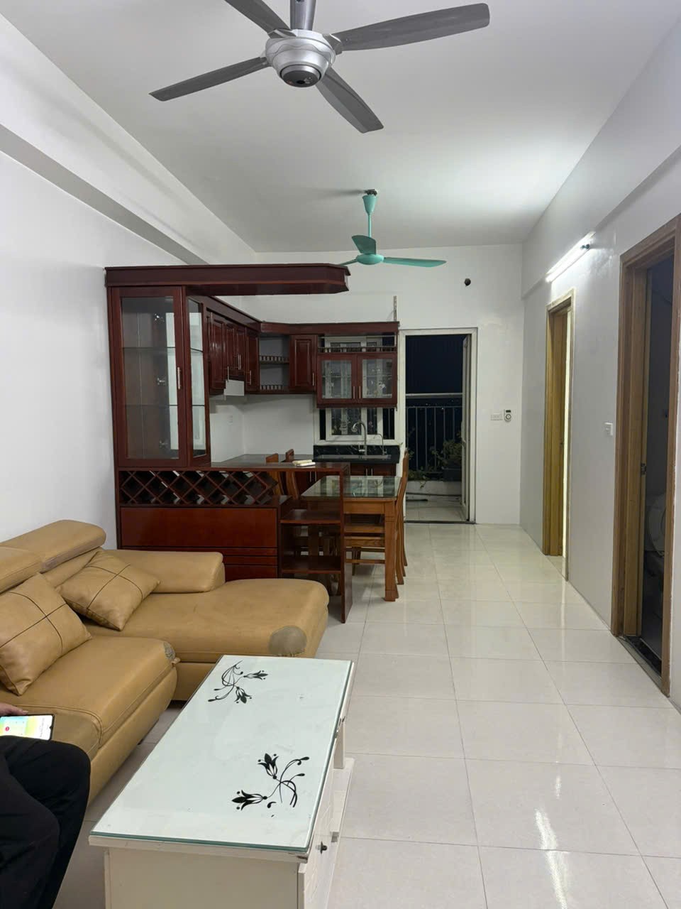 Bán gấp căn hộ chung cư Thanh Hà-Hà Đông 2PN- giá rẻ 5