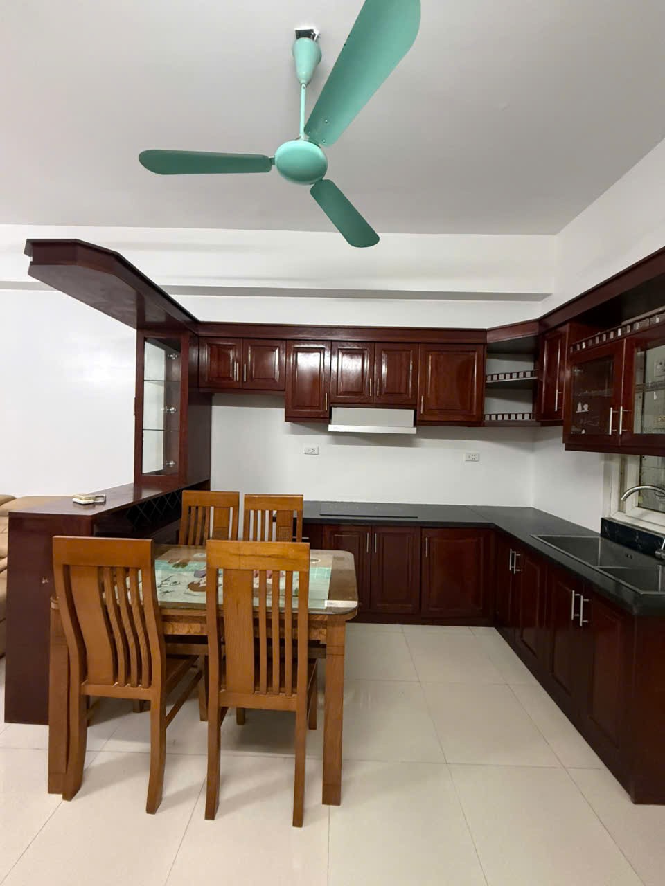 Bán gấp căn hộ chung cư Thanh Hà-Hà Đông 2PN- giá rẻ 6