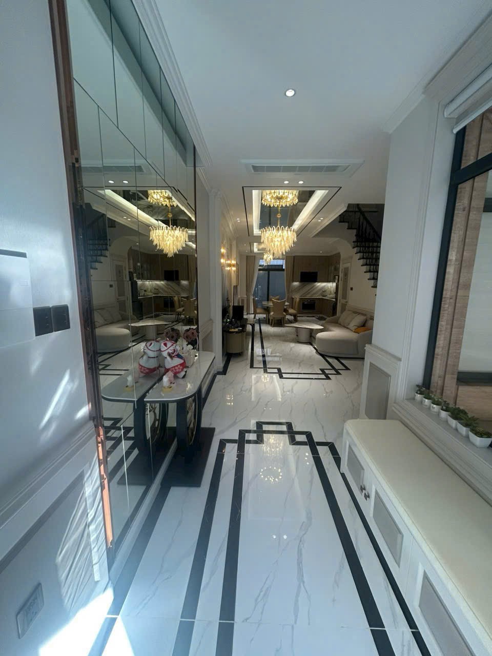 Cho thuê Nhà mặt tiền Phường Phú Hữu, Quận 9, Diện tích 97m², Giá 030 Triệu/tháng 6