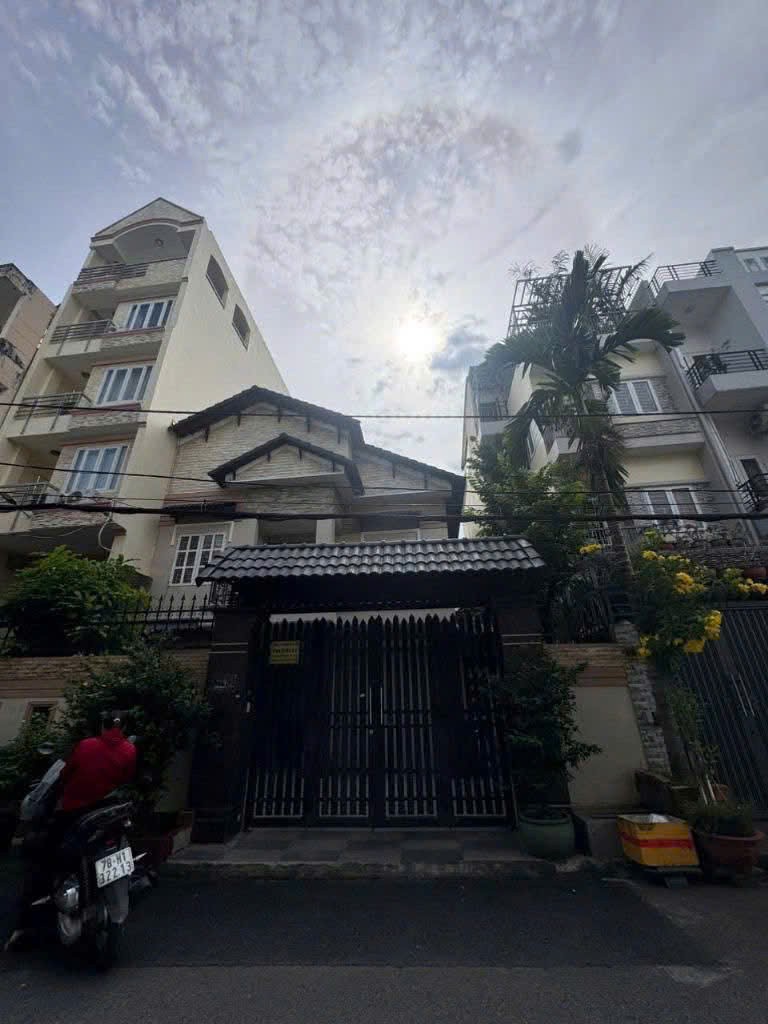 BIỆT THỰ TÂN CỔ ĐIỂN (10x20) BÁN GẤP P15, GÒ VẤP – KHU BIỆT THỰ ĐỒNG BỘ SIÊU SANG! 2