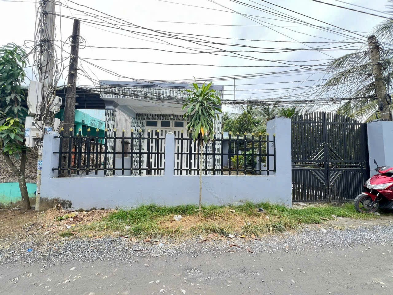 Nhả hẻm sân rộng xã Hựu Thạnh, Đức Hòa tdt 142m2 2pn , 2wc giá 1,4 tỷ