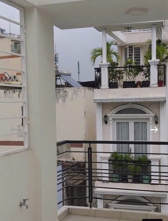 BÁN NHÀ Đ.XÓM CHIẾU- NGANG NỞ HẬU- XE HƠI ĐẬU CỬA- LƯU TÔNG TÔN THẤT - NGUYỄN TẤT THÀNH. 4