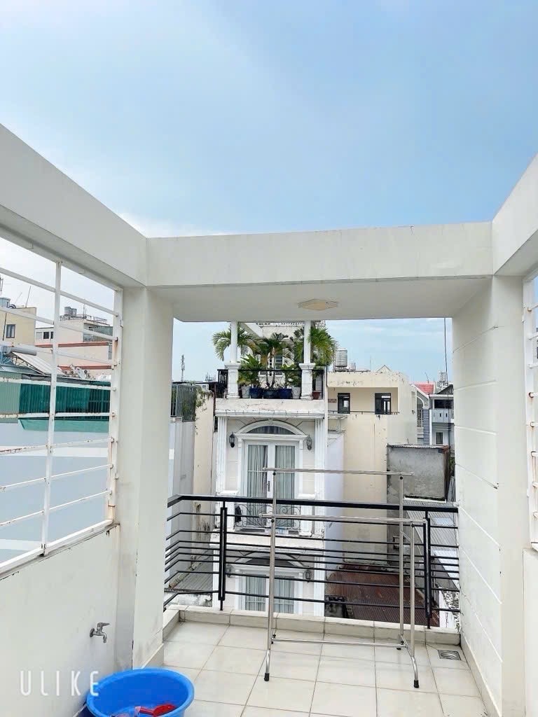 BÁN NHÀ Đ.XÓM CHIẾU- NGANG NỞ HẬU- XE HƠI ĐẬU CỬA- LƯU TÔNG TÔN THẤT - NGUYỄN TẤT THÀNH. 3