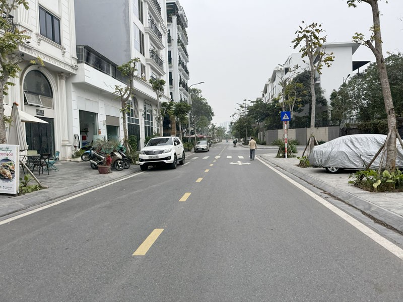 Cần bán Nhà ở, nhà cấp 4, nhà hẻm đường Ngọc Thụy, Chọn, Diện tích 90m², Giá 25.5 Tỷ 2