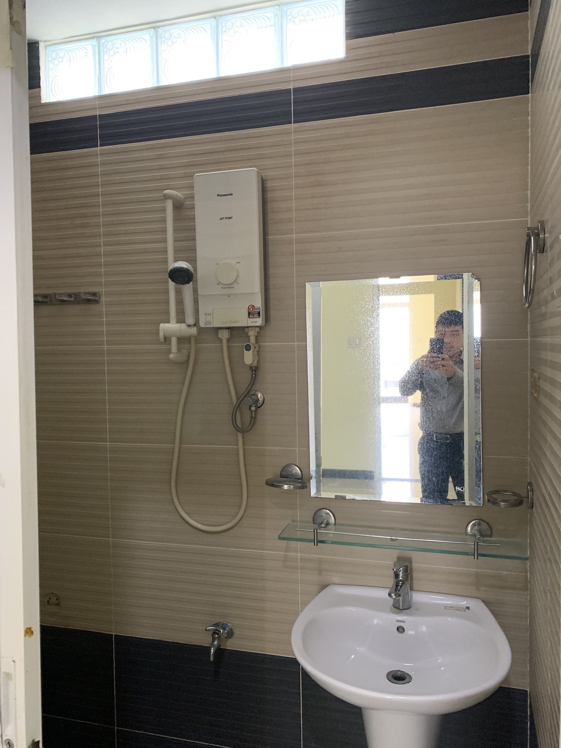 Cần bán Nhà mặt tiền Phường Hiệp Phú, Quận 9, Diện tích 61m², Giá 7.3 Tỷ 12