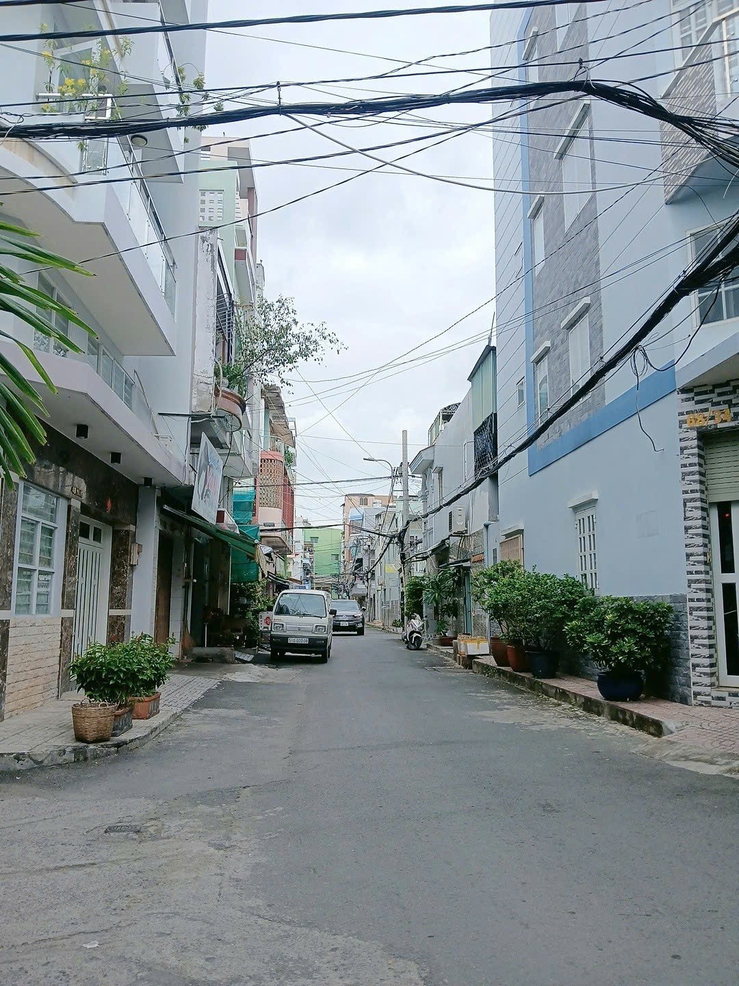 XÓM ĐẤT - Q11 - HXH 4M - DTSD 106M2 4 TẦNG 4 PN 3WC - GIÁ 5.98 TỶ 9