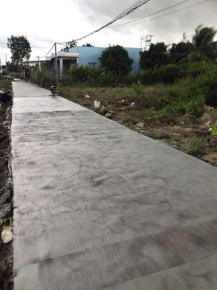 Đất thổ cư 100m2 mt xe hơi cách QL50 chỉ tầm 40m giá rẻ đầu tư 720tr 2