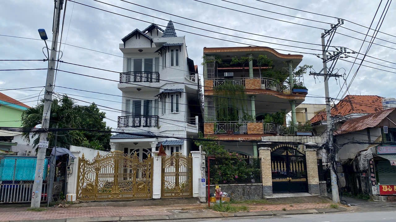 Cần bán Nhà mặt tiền Phường Linh Trung, Thủ Đức, Diện tích 219m², Giá 35 Tỷ 2