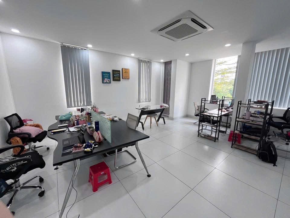 Cho thuê Biệt thự Phường Thạnh Mỹ Lợi, Quận 2, Diện tích 180m², Giá 85 Triệu/tháng 11