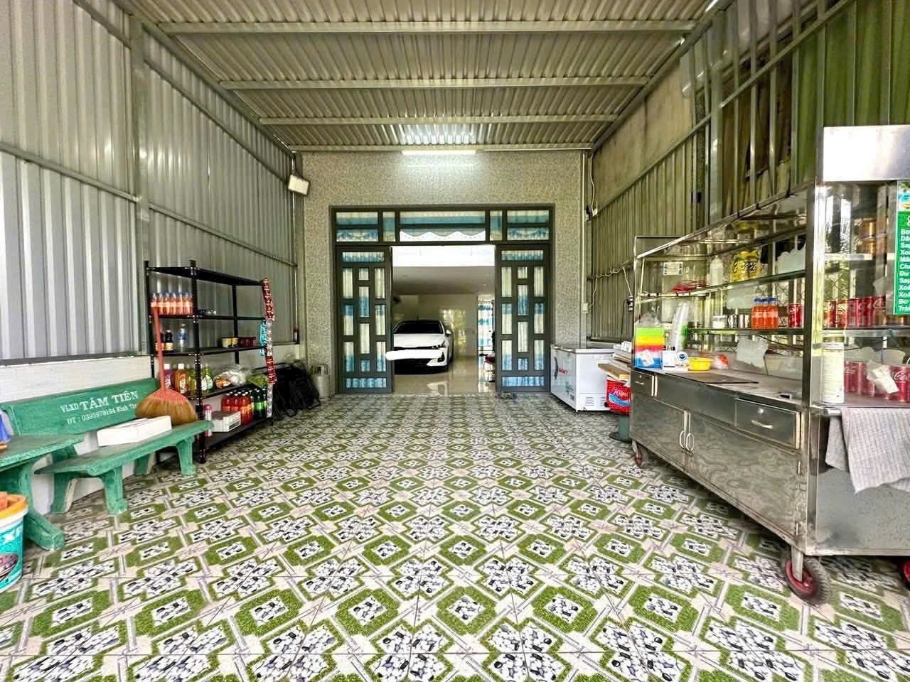 Bán nhà mặt tiền đường Bờ Cua , xã Phước Lợi, Bến Lức dt 110m2, 3pn, 2wc giá 2,9 tỷ 5