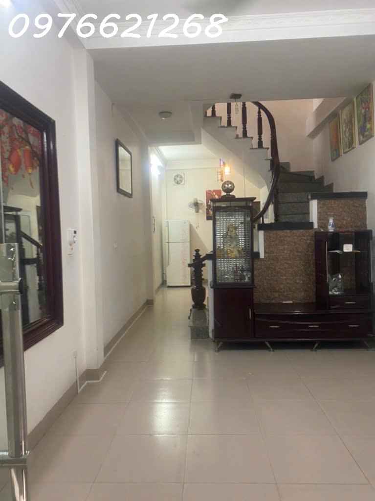 Bán nhà dân xây Thanh Am – Long Biên – 36,9m² – MT 3.5m – 3 tầng – Giá 5,55 tỷ – Ô tô đỗ cửa 3