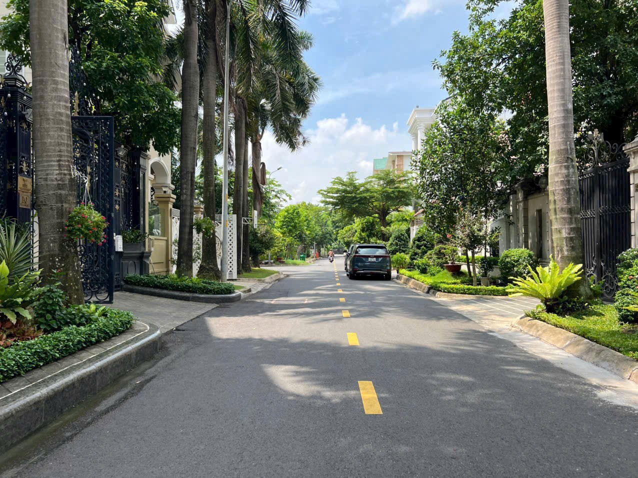 Cần bán Biệt thự Phường Thảo Điền, Quận 2, Diện tích 300m², Giá 0120 Tỷ