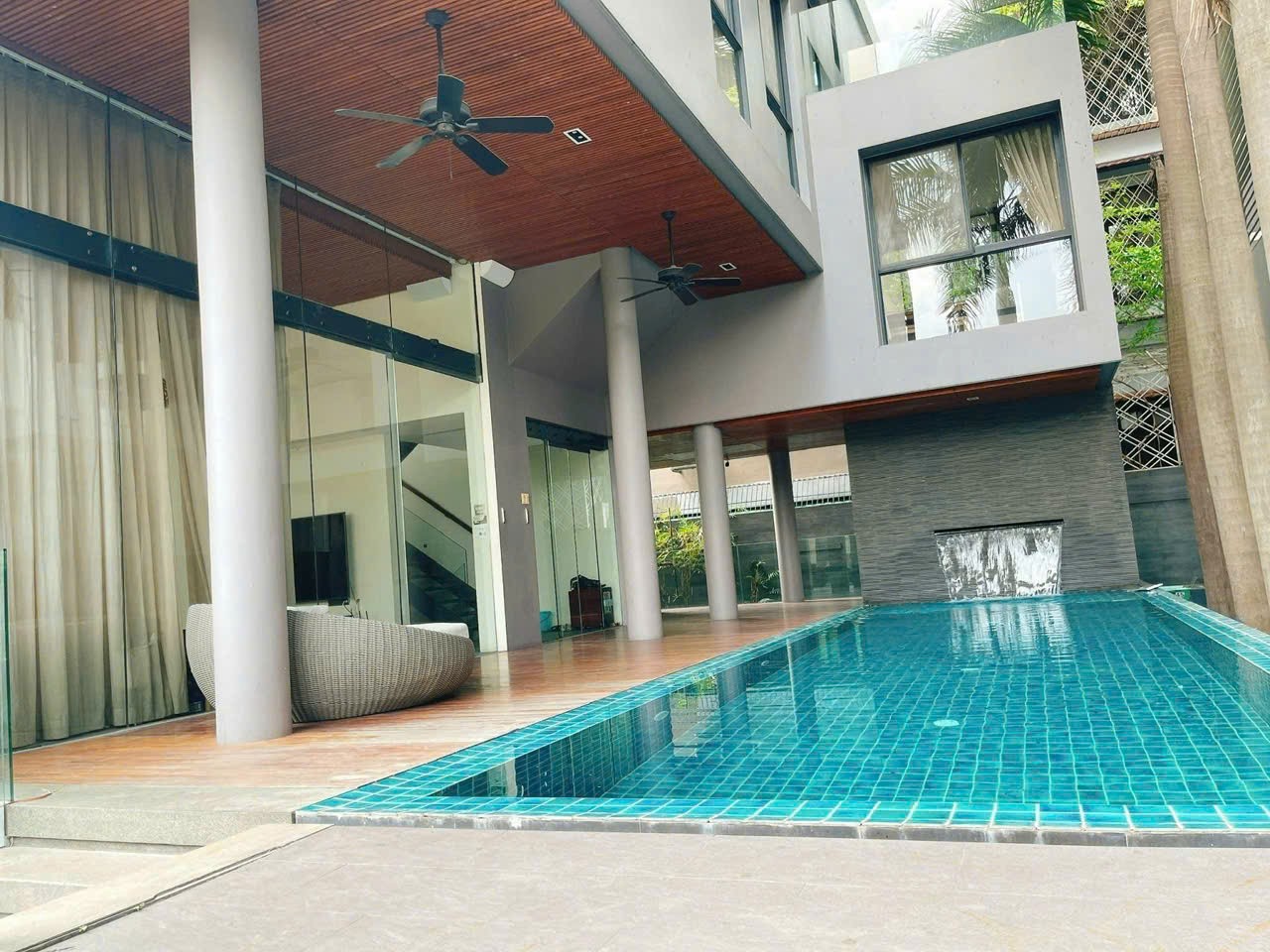 Cần bán Biệt thự Phường Thảo Điền, Quận 2, Diện tích 300m², Giá 0120 Tỷ 16