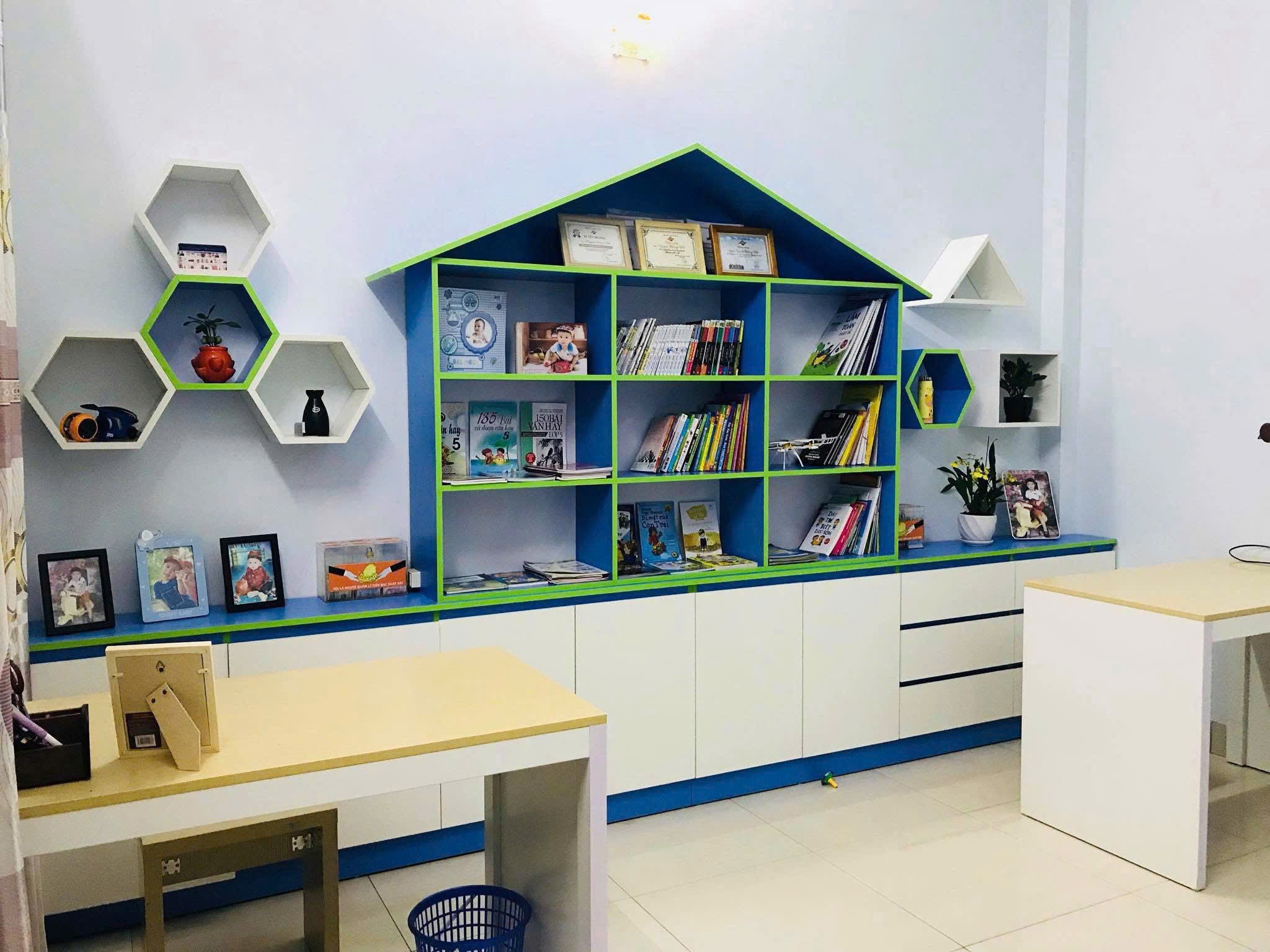 Cần tiền bán nhanh nhà 4 tầng khu đất dịch vụ dương nội cạnh Aeon Mall Hà Đông 2