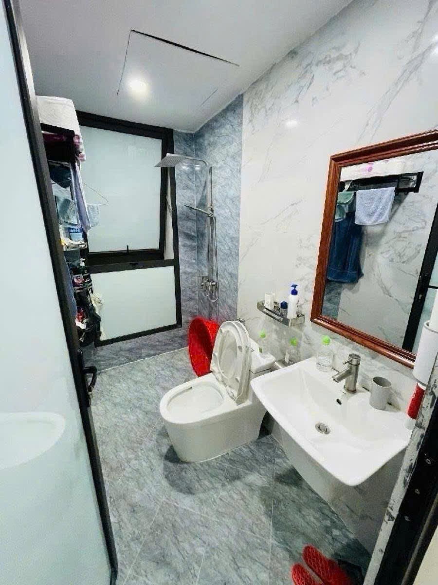 Nhà  Đường Hoàng Đạo Thành, Phường Khương Trung, Diện Tích 50m², Giá Thương Lượng