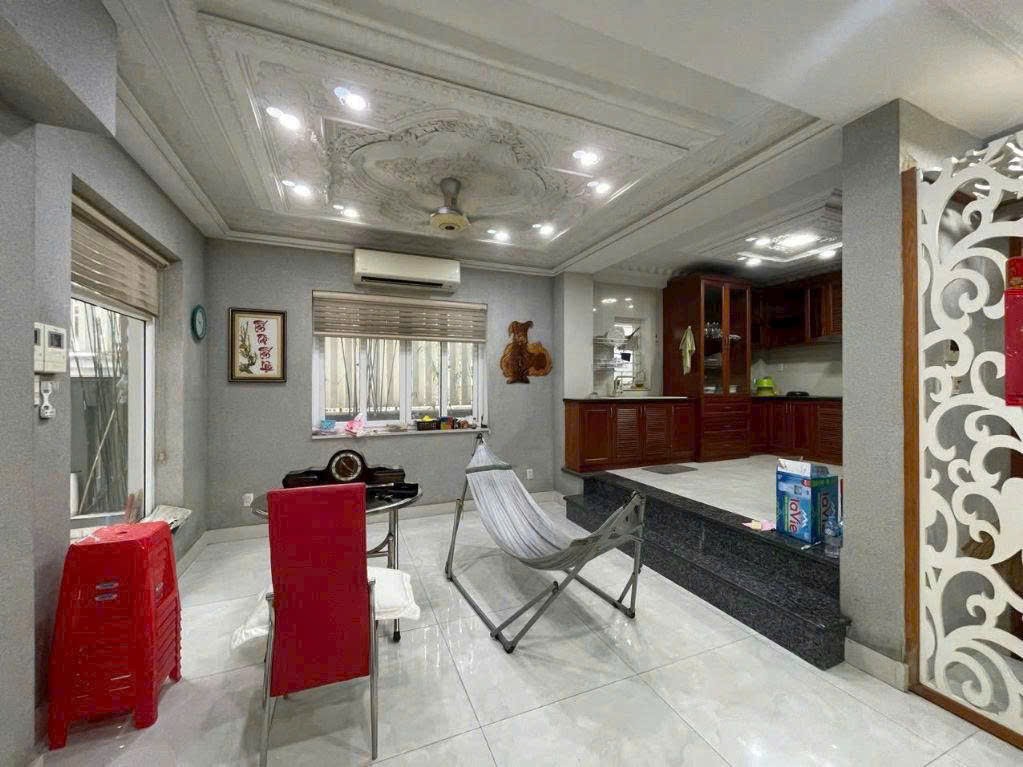 Cần bán Biệt thự Bình Thạnh, Hồ Chí Minh, Diện tích 180m², Giá 45 Tỷ 2