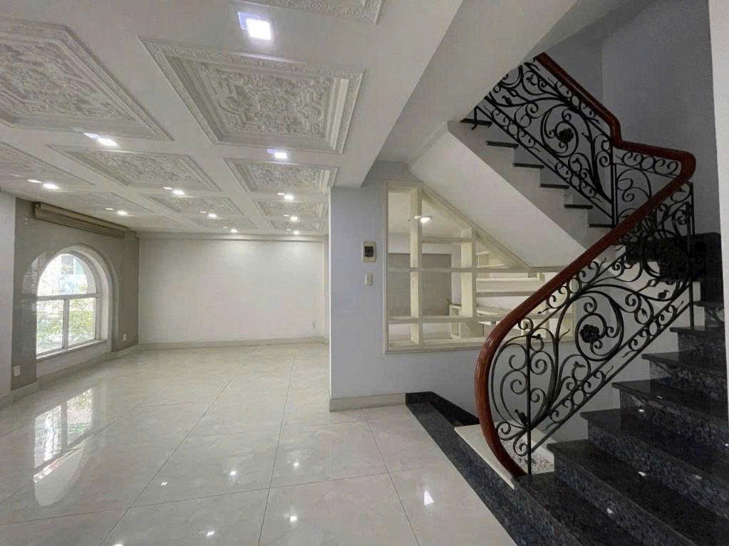 Cần bán Biệt thự Bình Thạnh, Hồ Chí Minh, Diện tích 180m², Giá 45 Tỷ 3