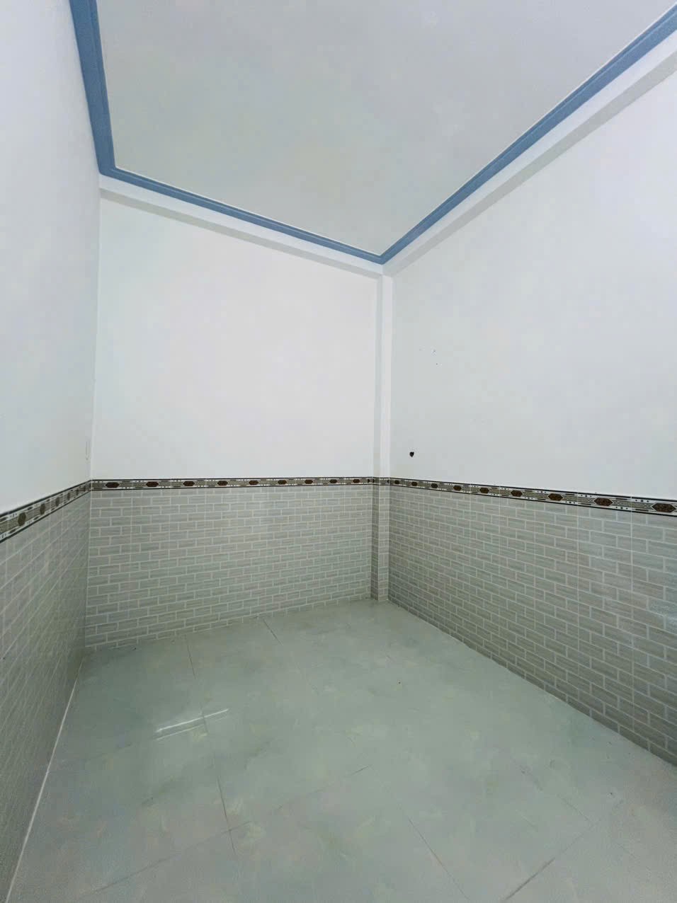 Bán nhà mới xây đường Chùa Thiên Mụ, xã Mỹ Lộc dt 83m2 thổ cư ,1 lầu, 3pn , 2wc giá 1,65 tỷ 3