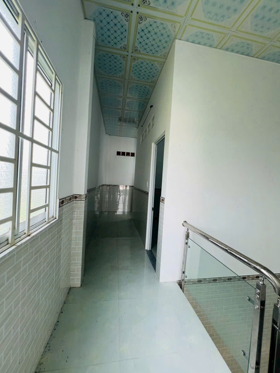 Bán nhà mới xây đường Chùa Thiên Mụ, xã Mỹ Lộc dt 83m2 thổ cư ,1 lầu, 3pn , 2wc giá 1,65 tỷ 10