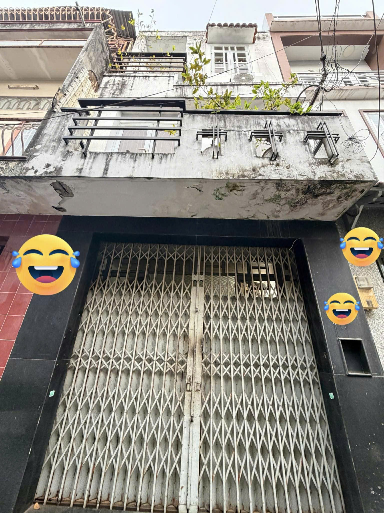 SÁT MẶT TIỀN 3/2 Q11 - 43M2 - 3 TẦNG BTCT 4PN 3WC - GIÁ 6.35 TỶ