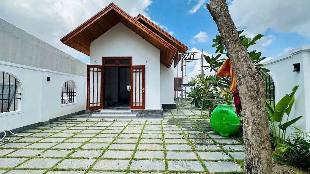 Nhà vườn 2 mt đã hoàn công xã Long Khê , Cần Đước tdt 171m2 , 3pn , 2wc giá 2,3 tỷ 5
