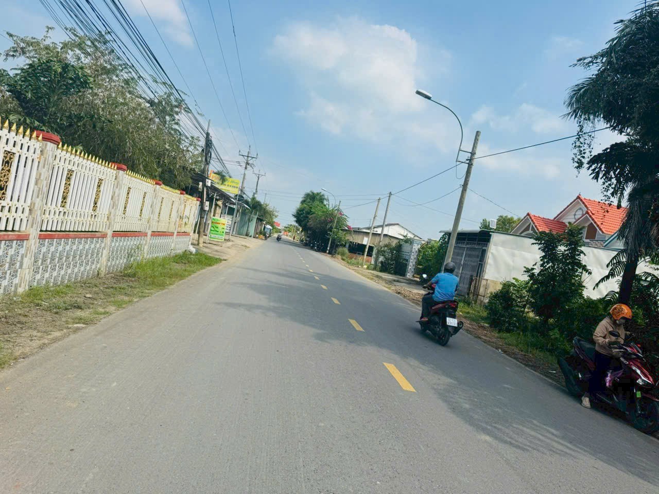 Đất lúa mt HL21 nhựa 9m mặt bằng kinh doanh xã Phước Tuy 290m2 giá rẻ 550tr