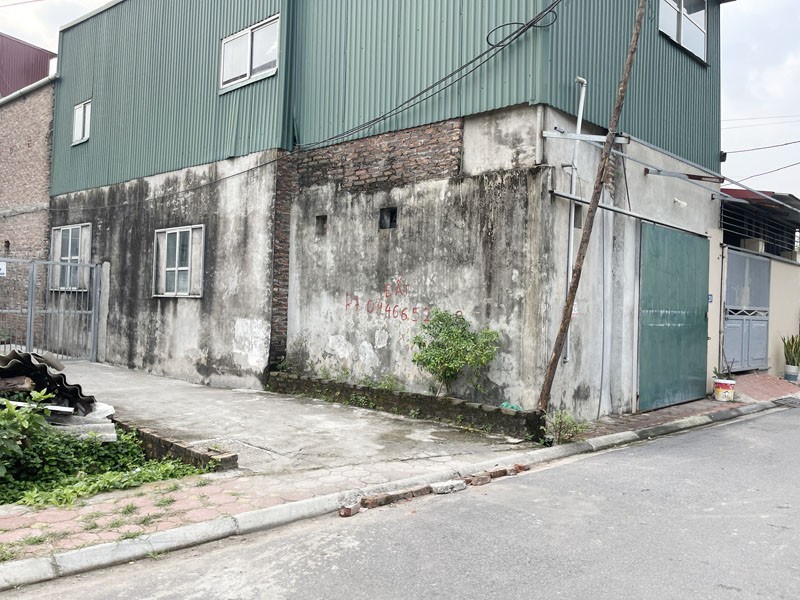 Cần bán 50m2 đất thôn Thuận Tốn, Bát Tràng. Đường 2,5m, cách 15m ra đường ô tô tránh đỗ